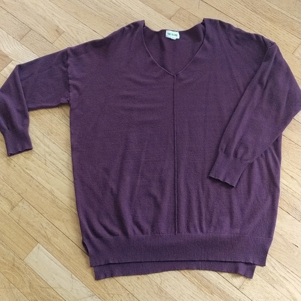 The Bluivy: soft v-neck sweater.